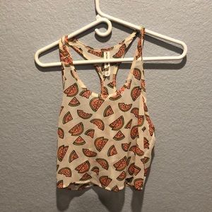 Crop top